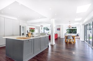 Photo 16- click for photo gallery